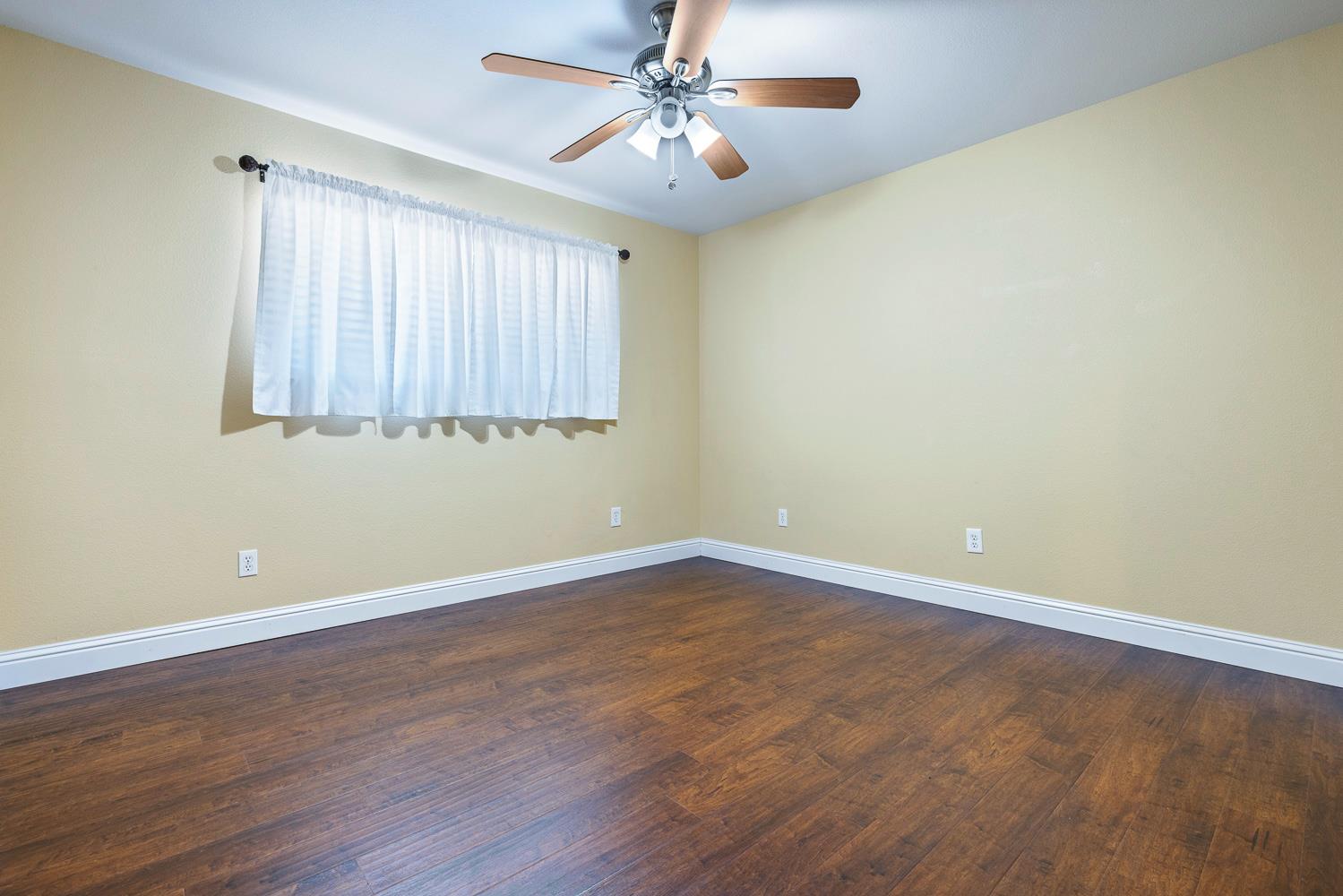 6213 N Anna, Fresno, CA 93710