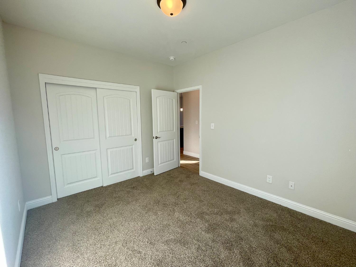 15783 W. Crimson Ave, Kerman, CA 93630