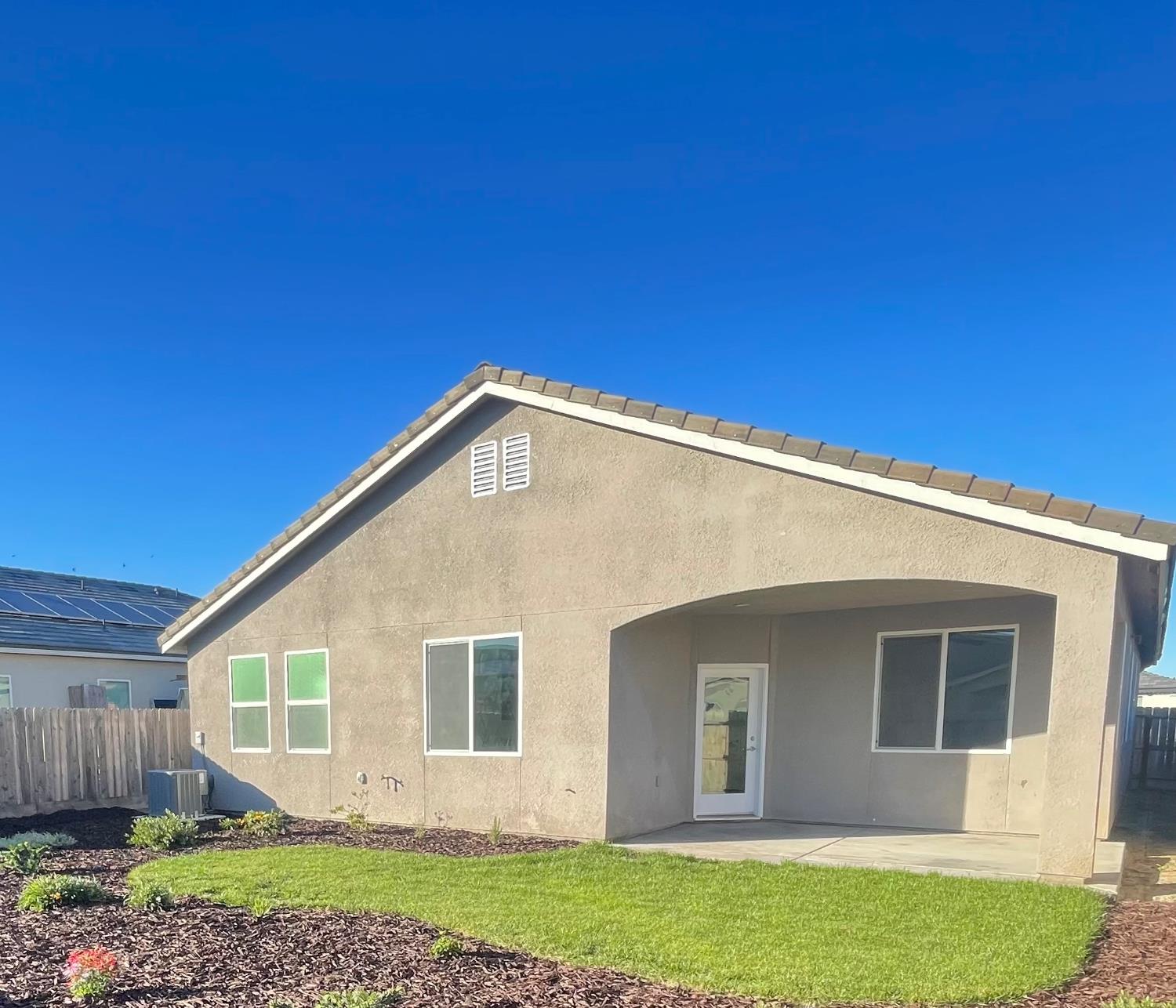 15783 W. Crimson Ave, Kerman, CA 93630