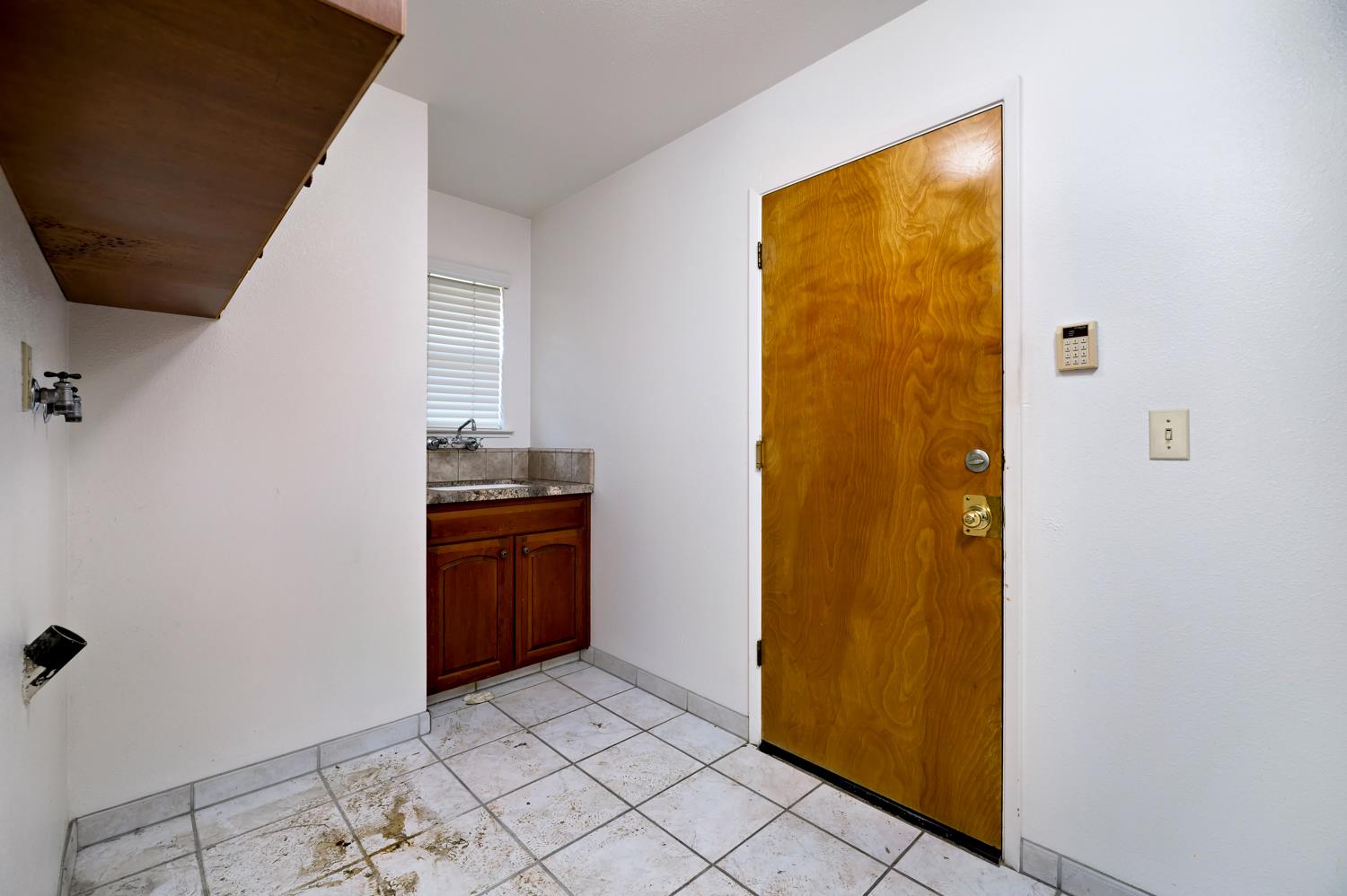 2061 Santa Ana Ave, Clovis, CA 93611