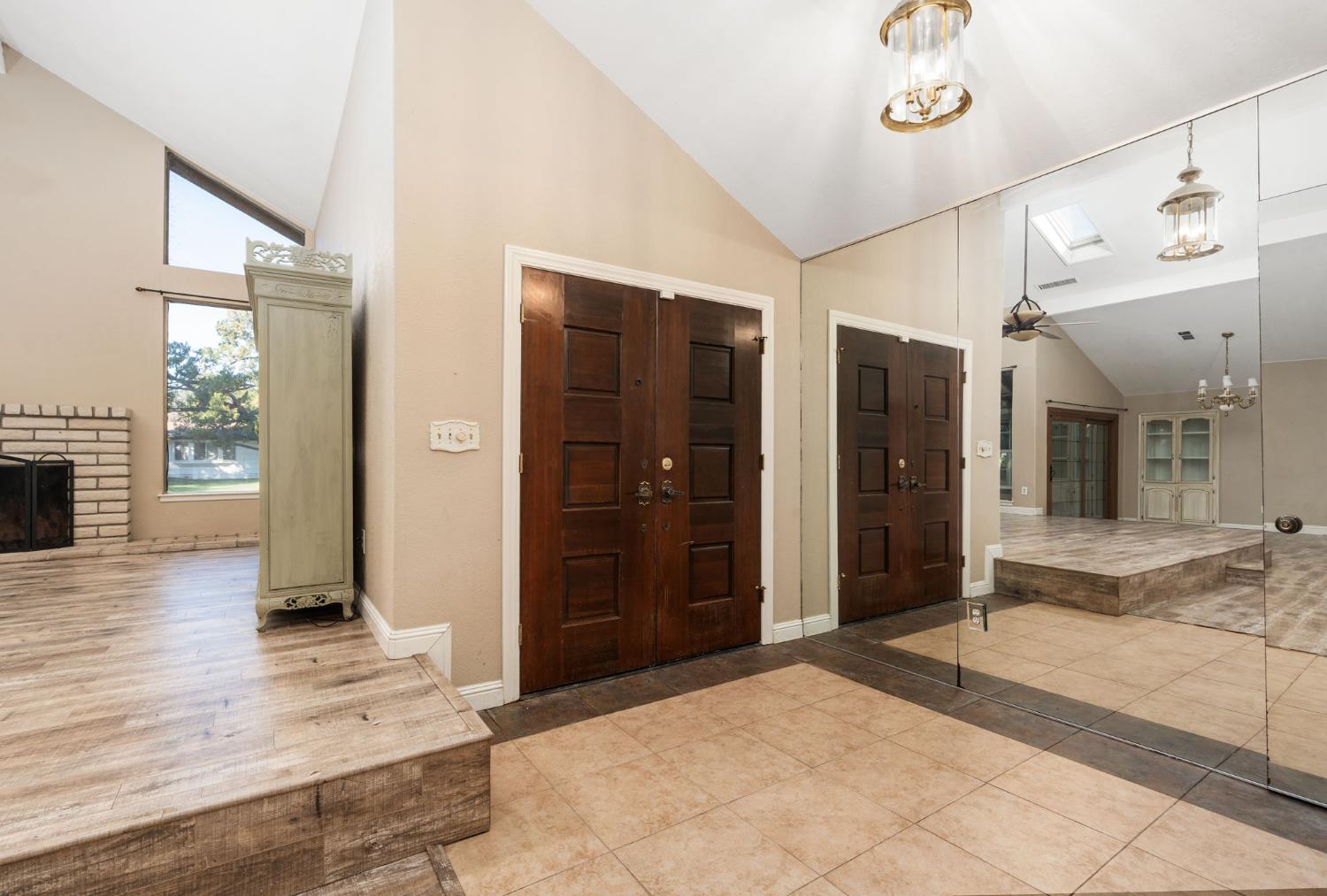 5506 E Heaton Ave, Fresno, CA 93727