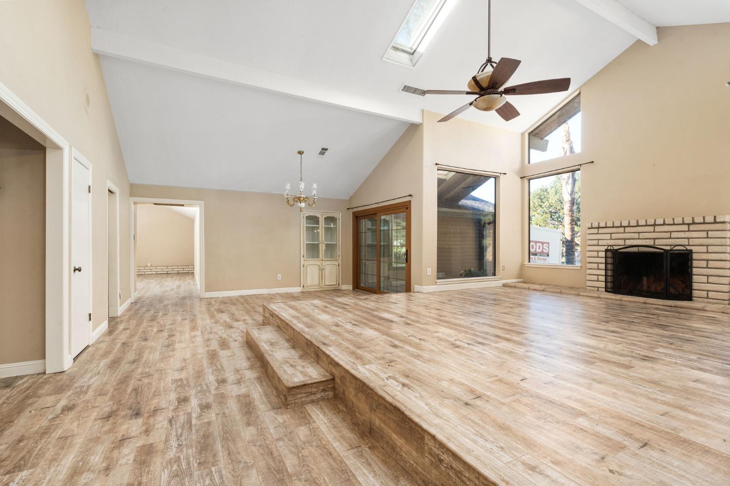 5506 E Heaton Ave, Fresno, CA 93727