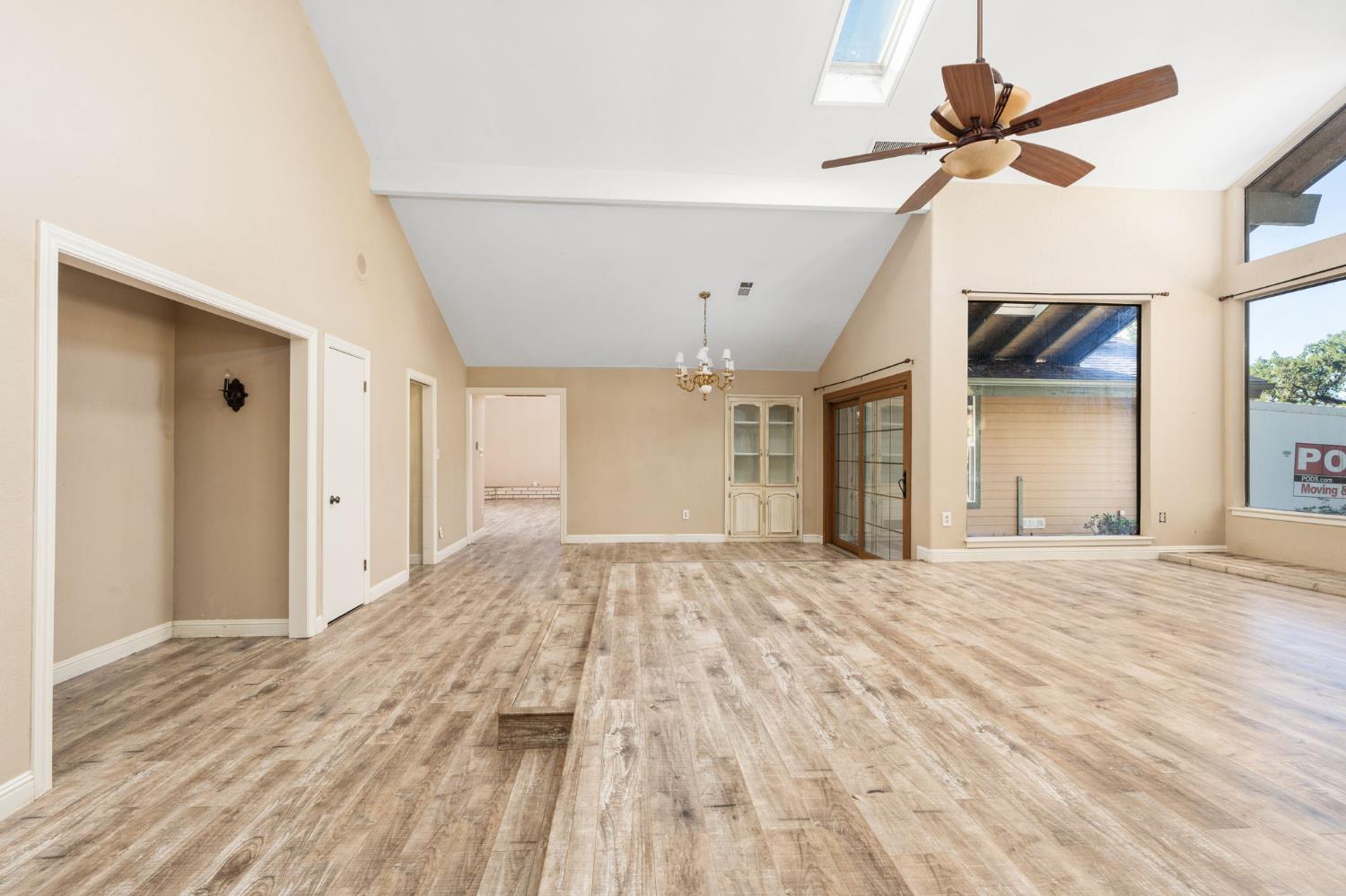 5506 E Heaton Ave, Fresno, CA 93727