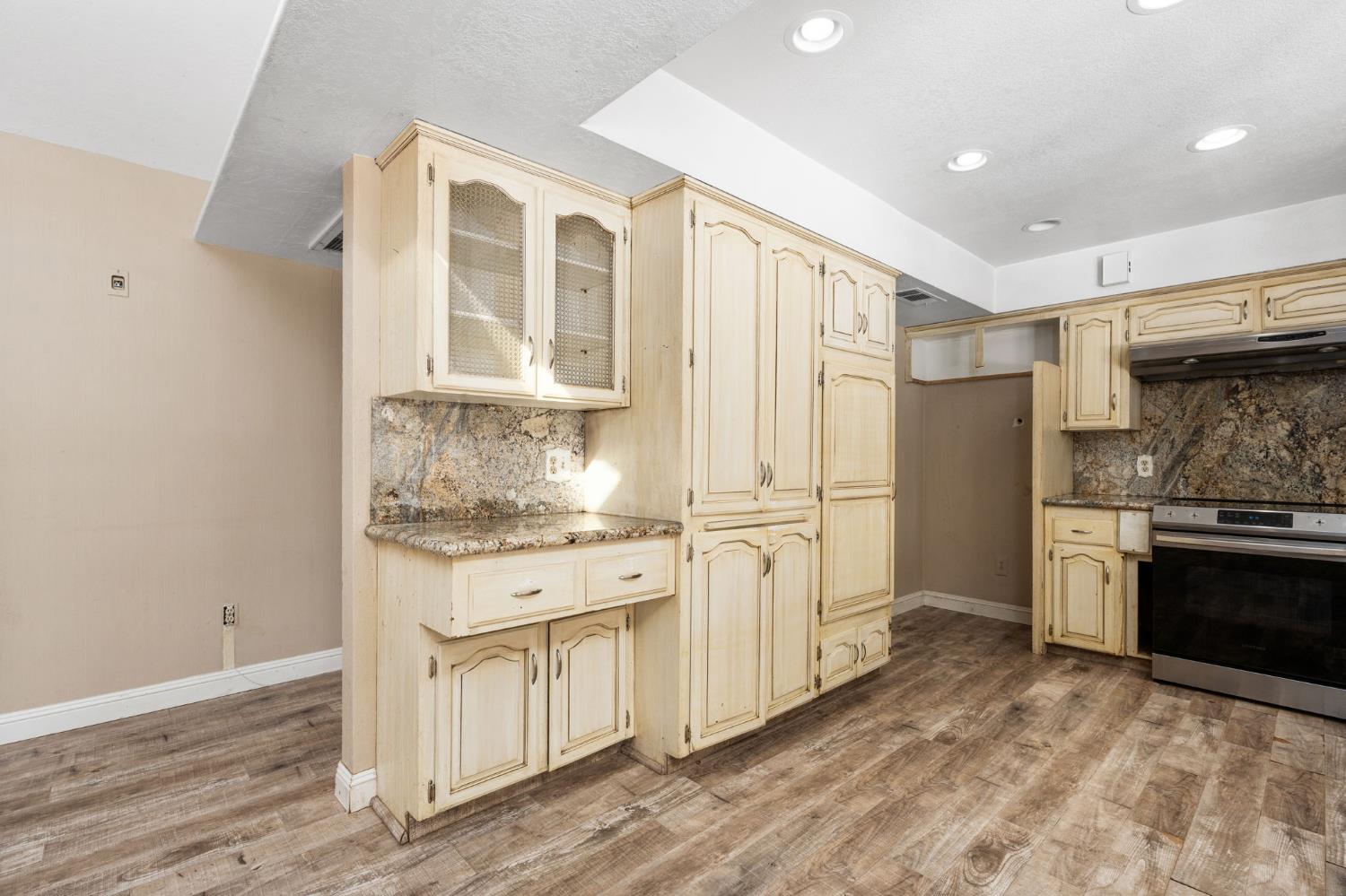 5506 E Heaton Ave, Fresno, CA 93727