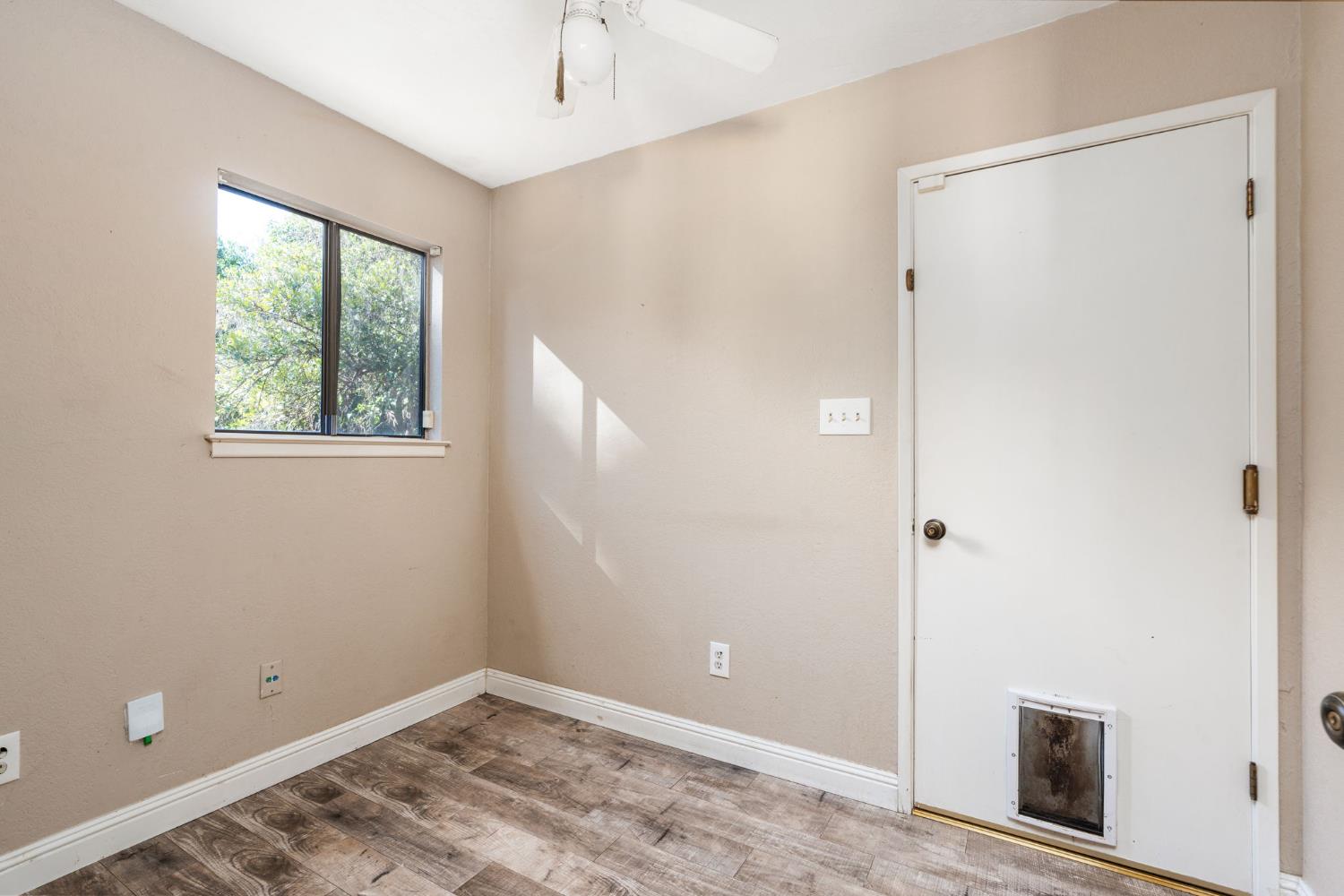 5506 E Heaton Ave, Fresno, CA 93727