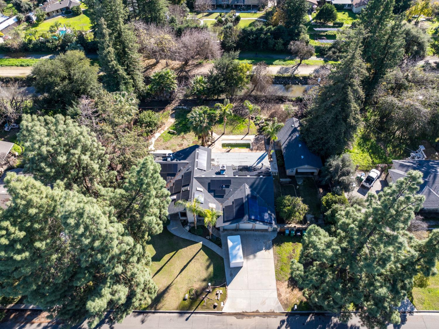 5506 E Heaton Ave, Fresno, CA 93727