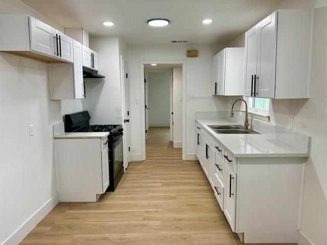 4642 E Woodward, Fresno, CA 93702