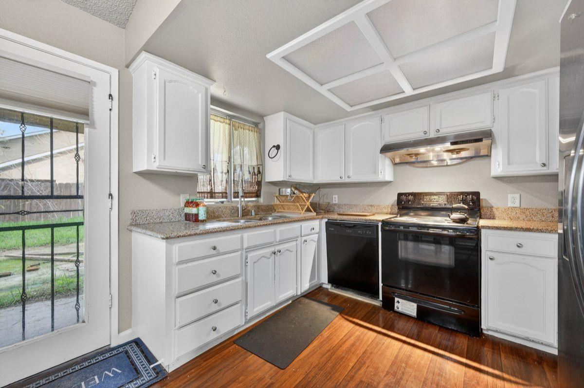 4340 W Brown Ave, Fresno, CA 93722