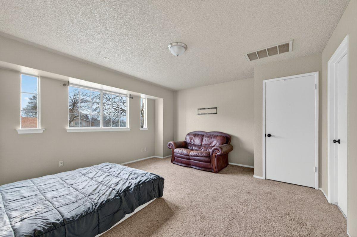 4340 W Brown Ave, Fresno, CA 93722