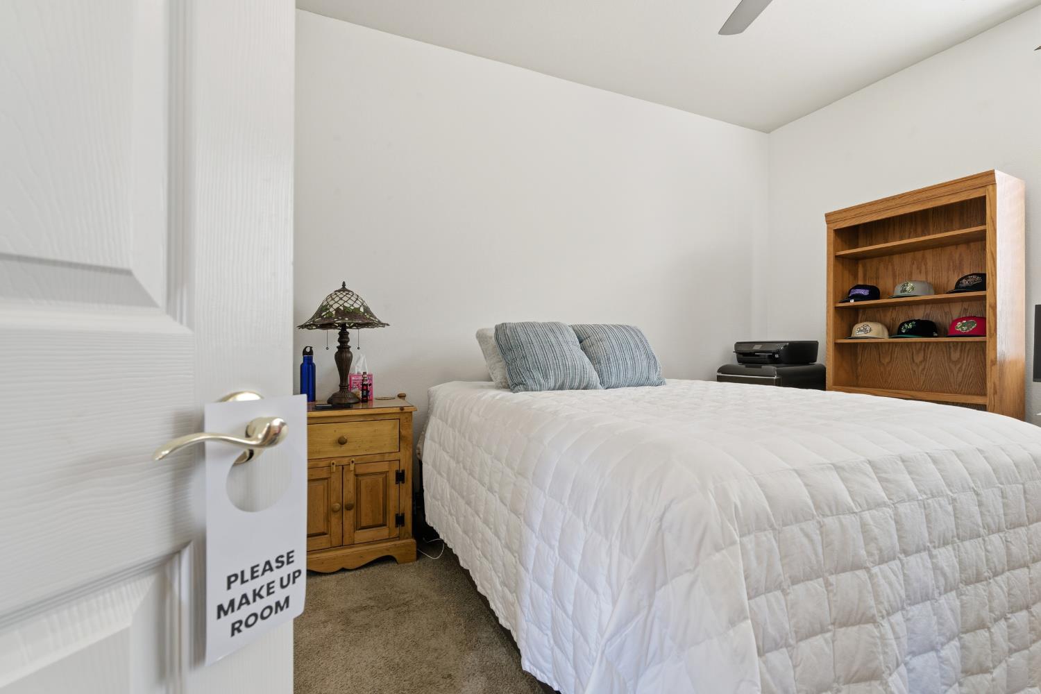 9584 N Larkspur Ave, Fresno, CA 93720