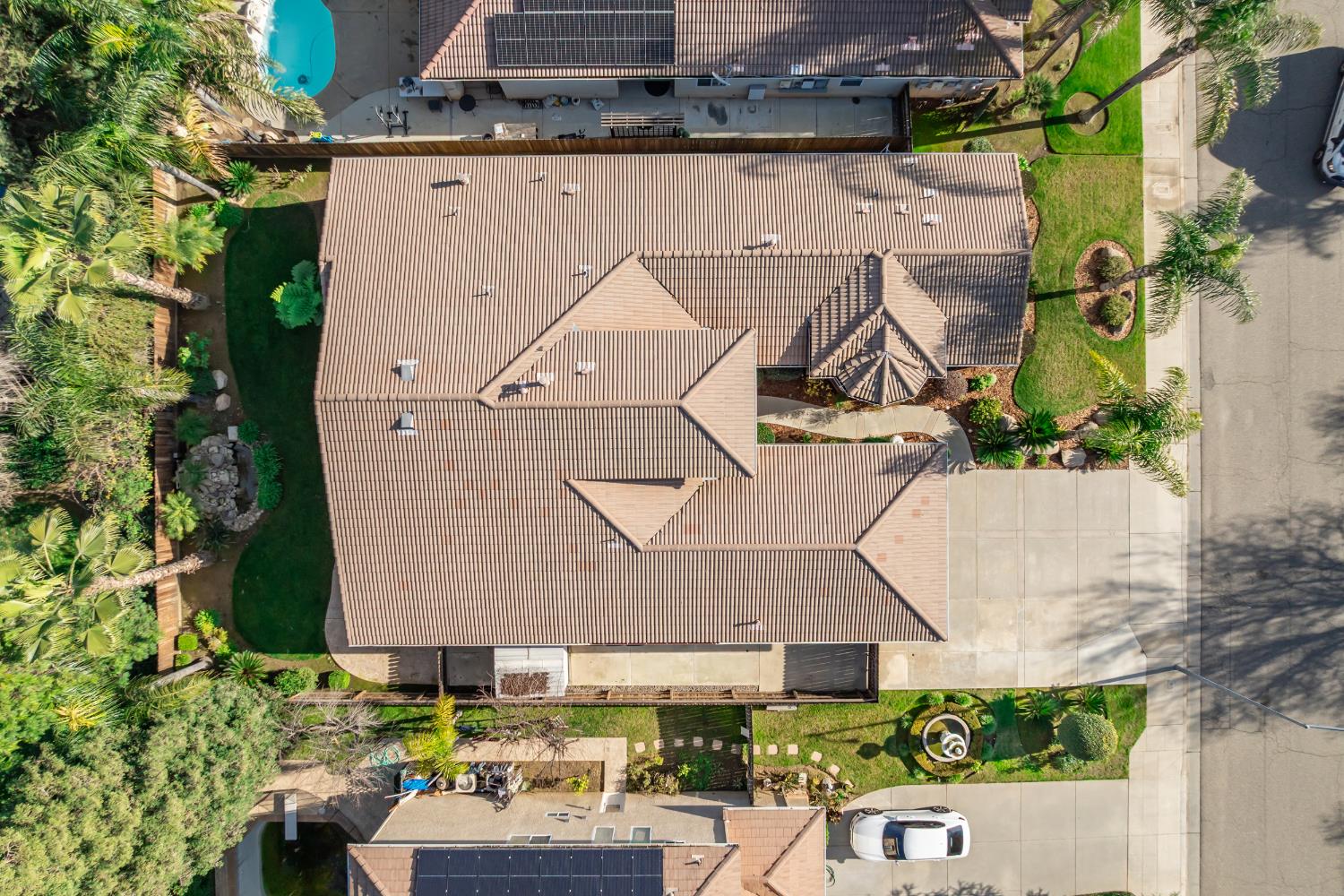 9584 N Larkspur Ave, Fresno, CA 93720