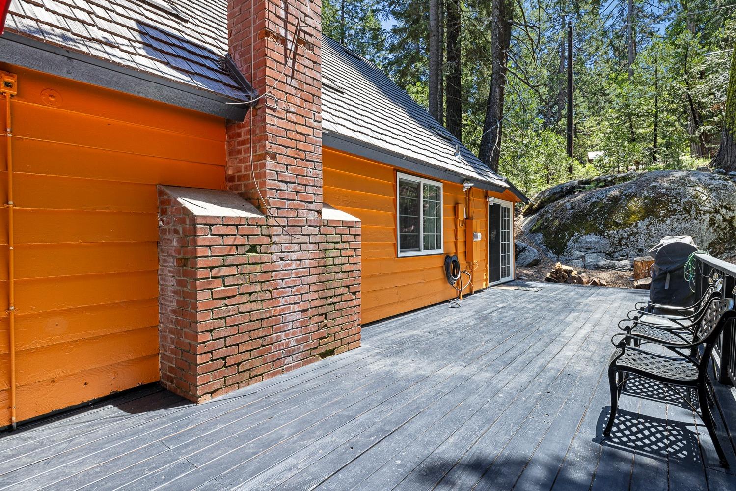 41842 Black Oak Way, Shaver Lake, CA 93664