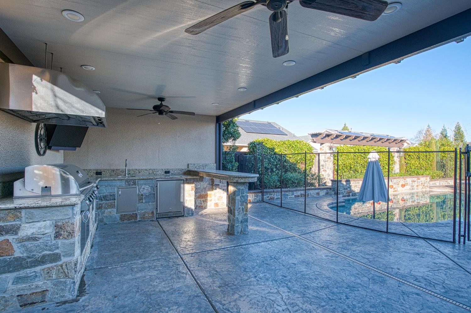 351 Trenton Ave, Clovis, CA 93619