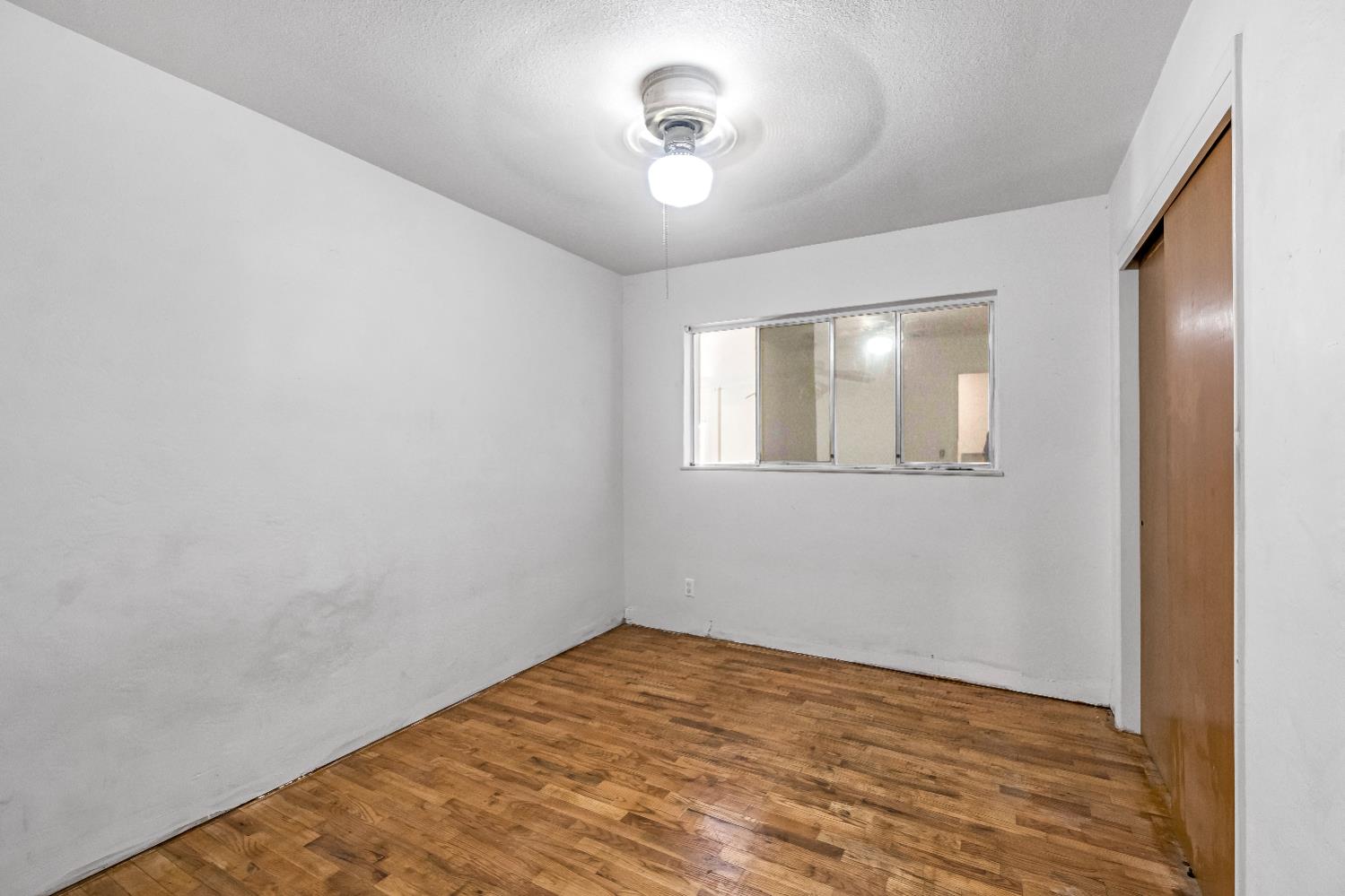 835 I St, Parlier, CA 93648