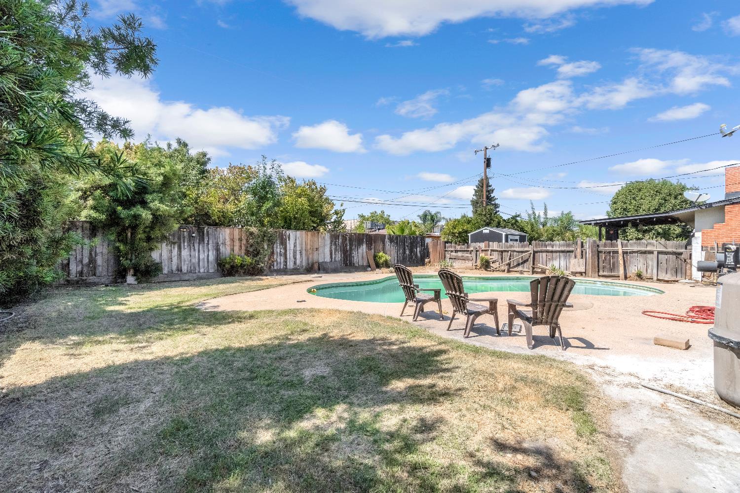 835 I St, Parlier, CA 93648