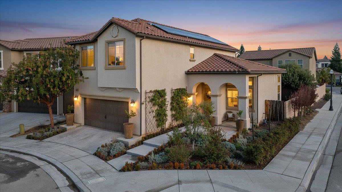 11664 BELLA VERDE Ave, Fresno, CA 93730