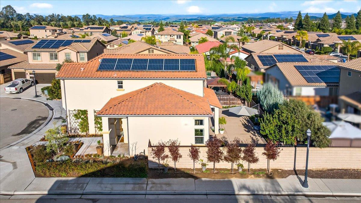 11664 BELLA VERDE Ave, Fresno, CA 93730