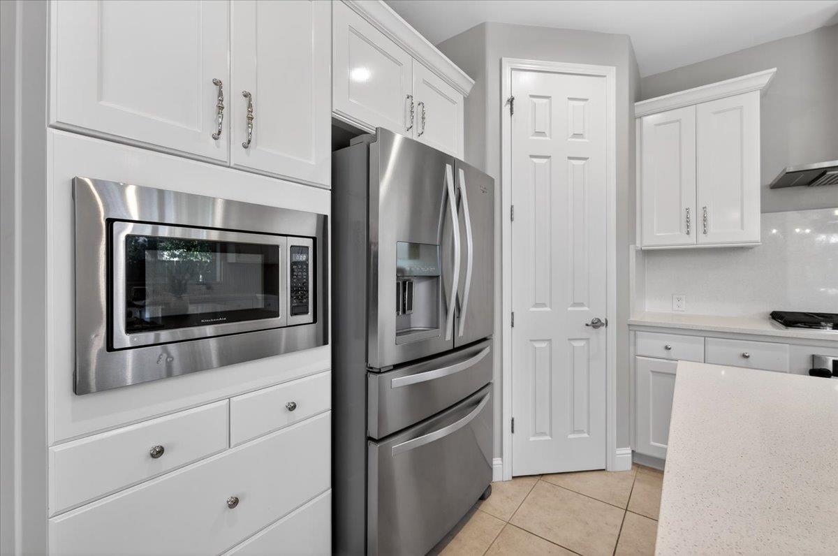 11664 BELLA VERDE Ave, Fresno, CA 93730