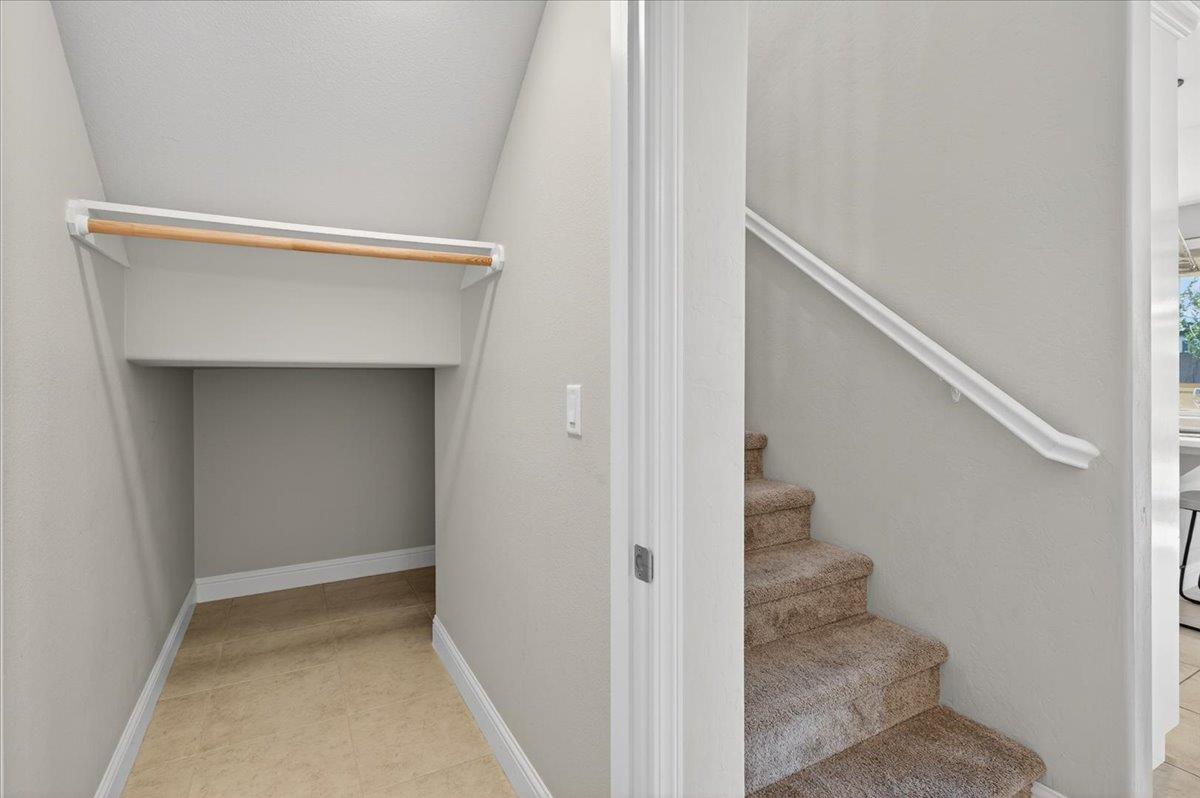 11664 BELLA VERDE Ave, Fresno, CA 93730