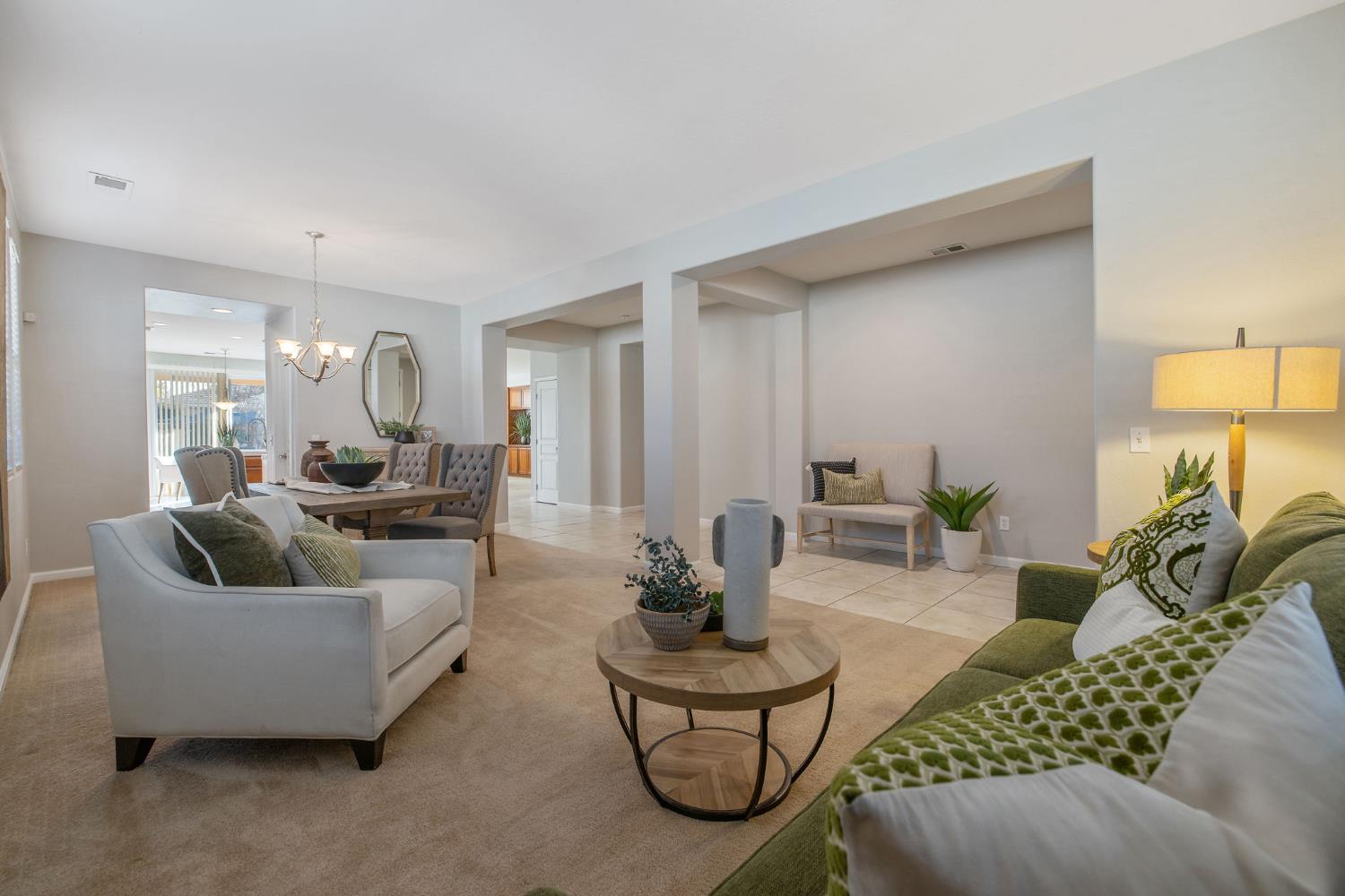 6317 Delaware, Visalia, CA 93291