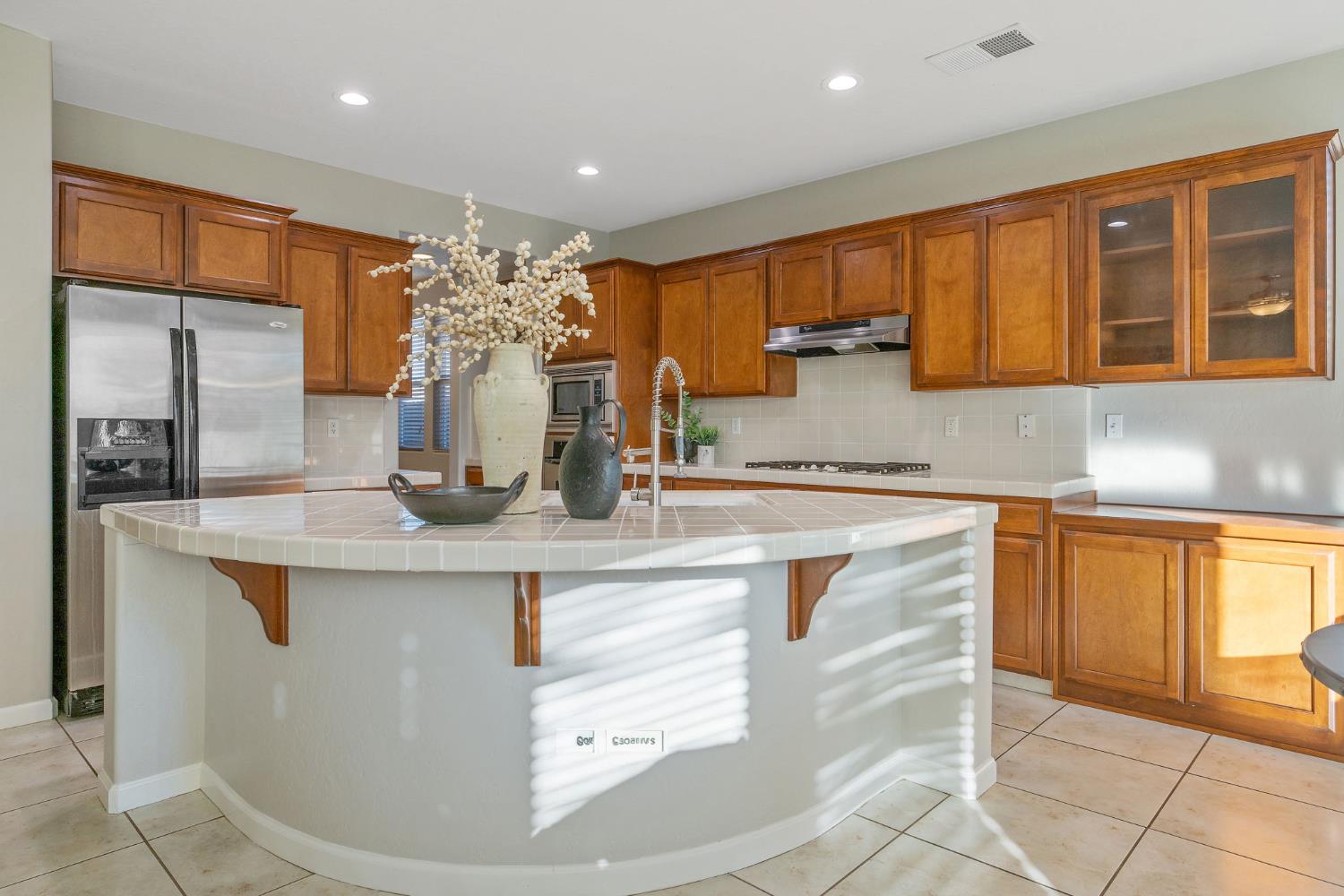 6317 Delaware, Visalia, CA 93291