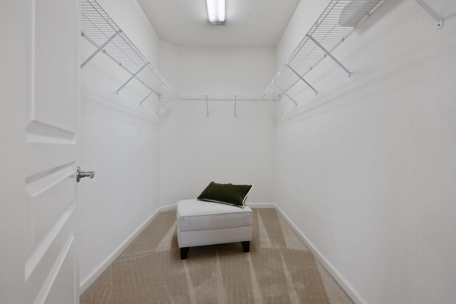 6317 Delaware, Visalia, CA 93291