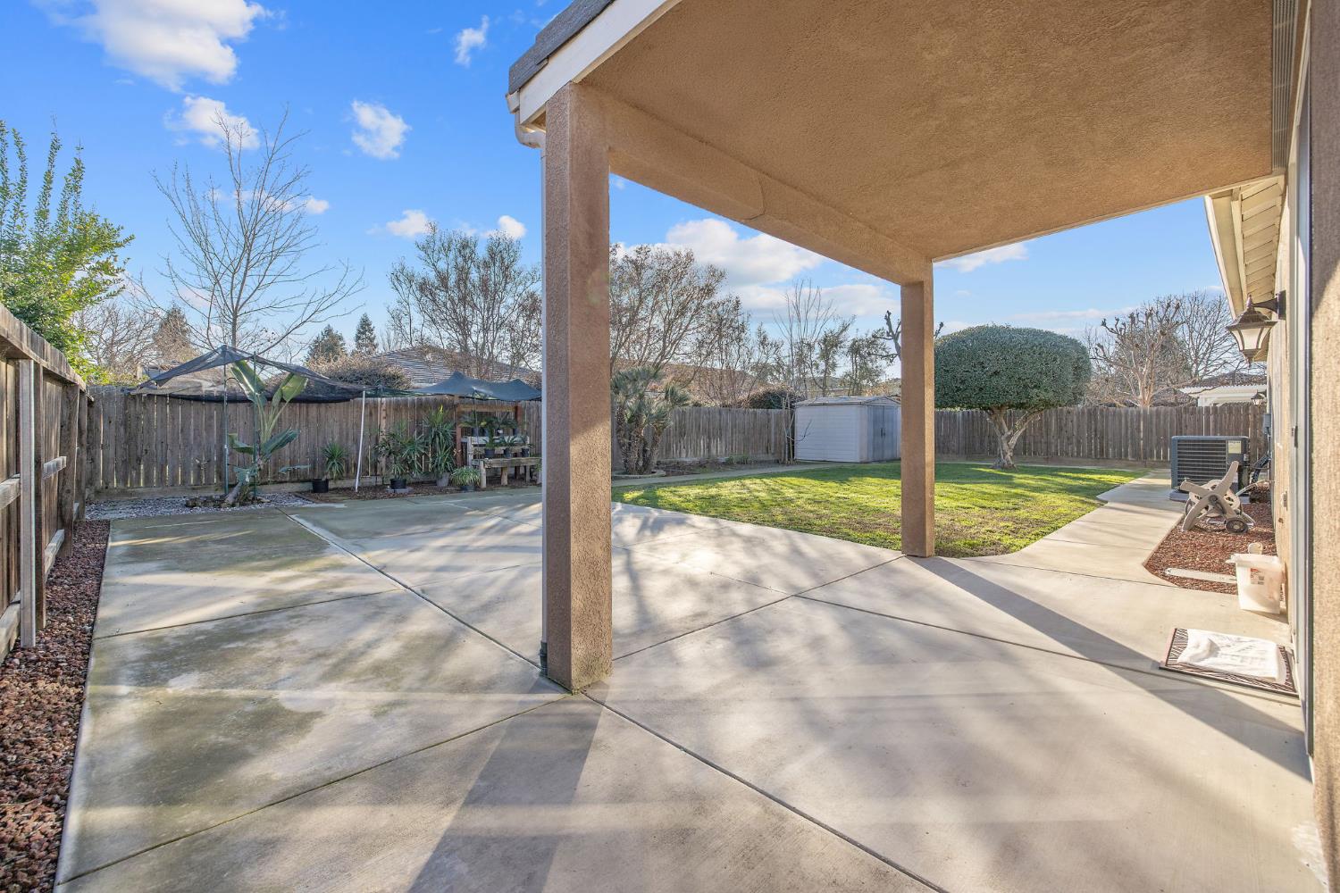 6317 Delaware, Visalia, CA 93291