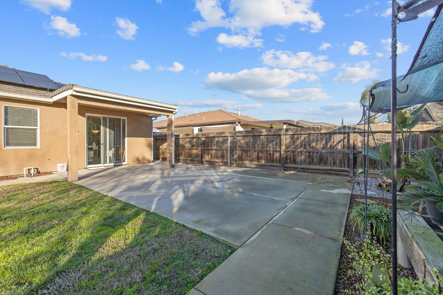 6317 Delaware, Visalia, CA 93291