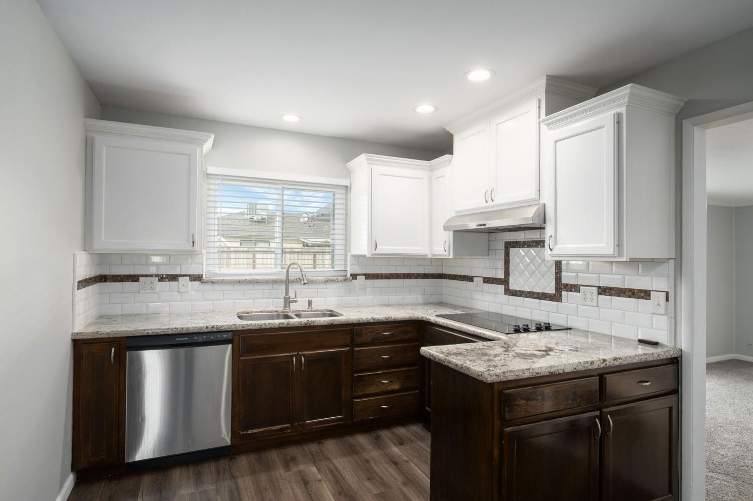 638 E Browning Ave, Fresno, CA 93710