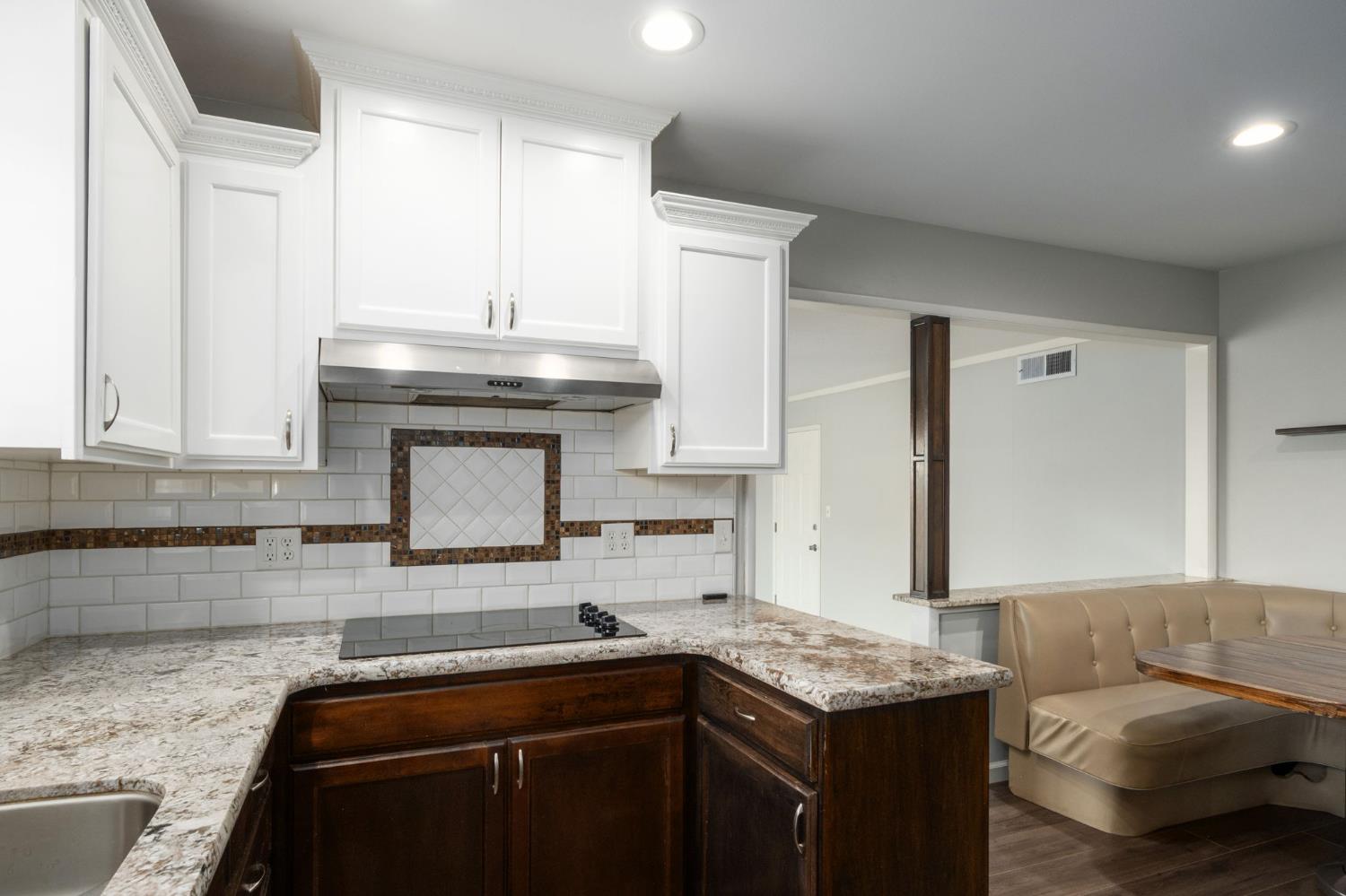 638 E Browning Ave, Fresno, CA 93710