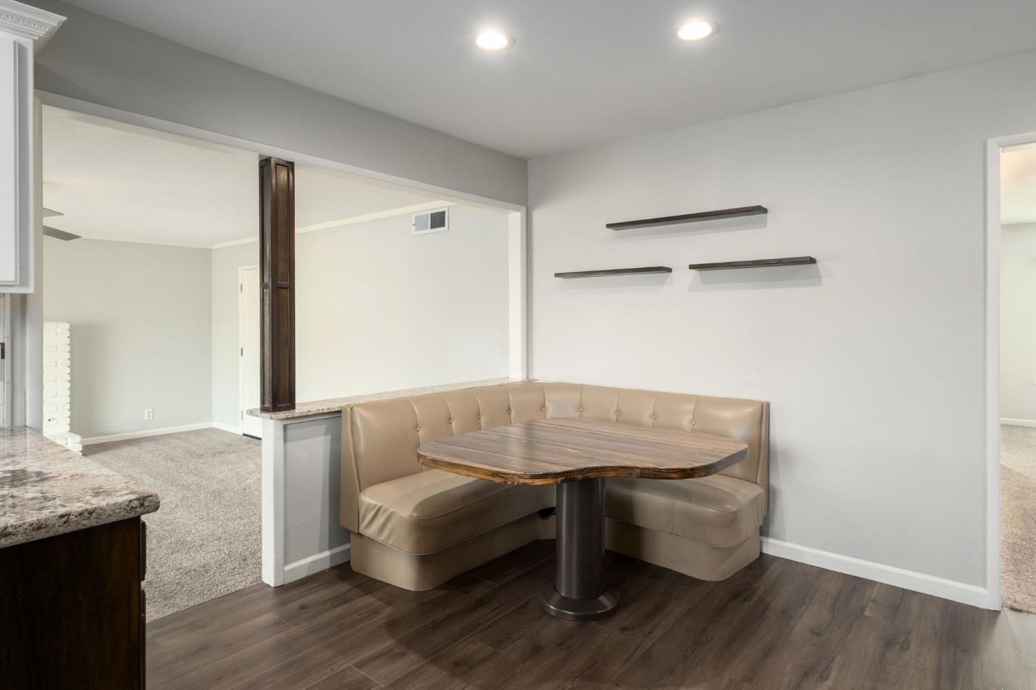 638 E Browning Ave, Fresno, CA 93710