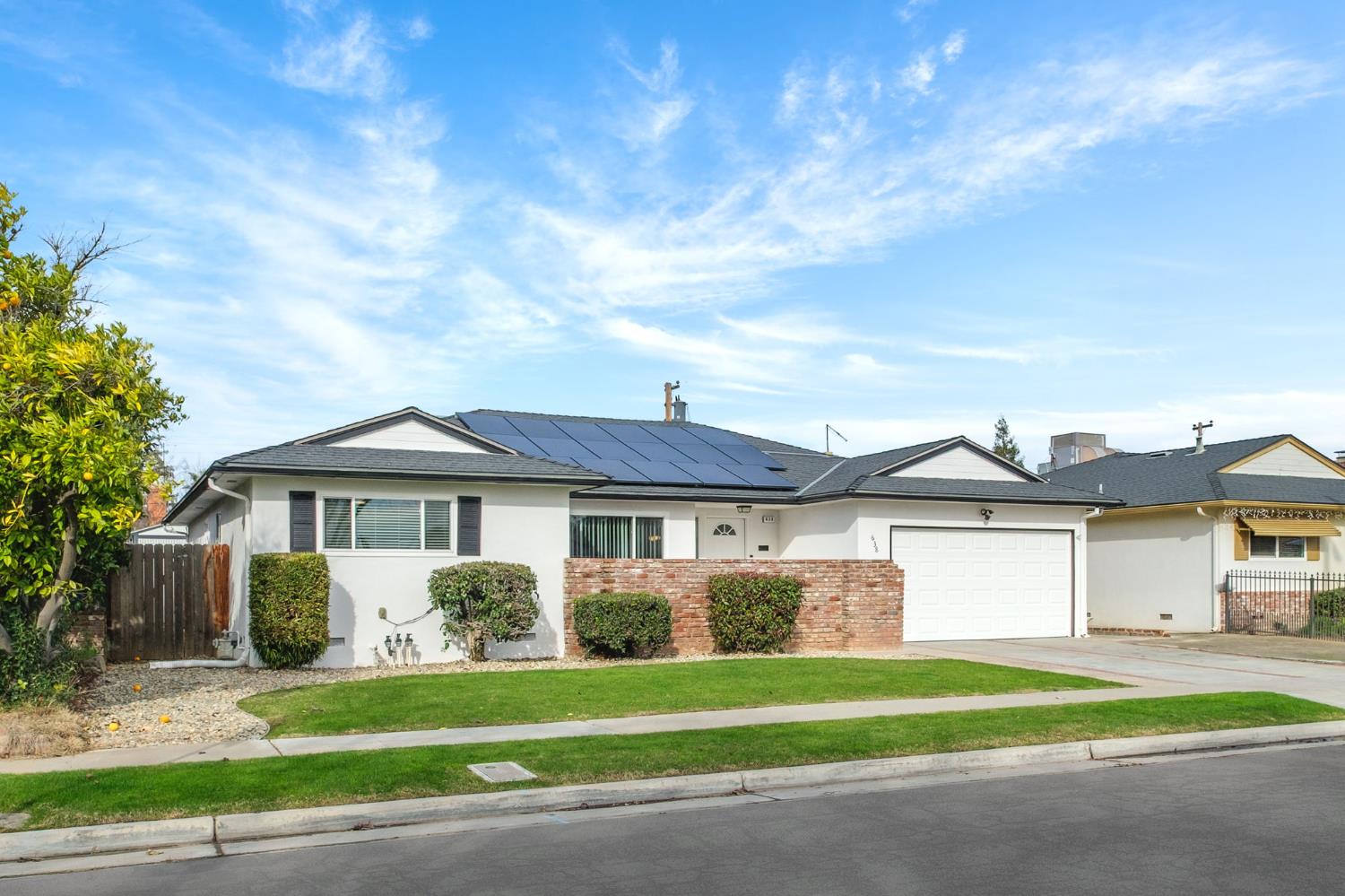 638 E Browning Ave, Fresno, CA 93710