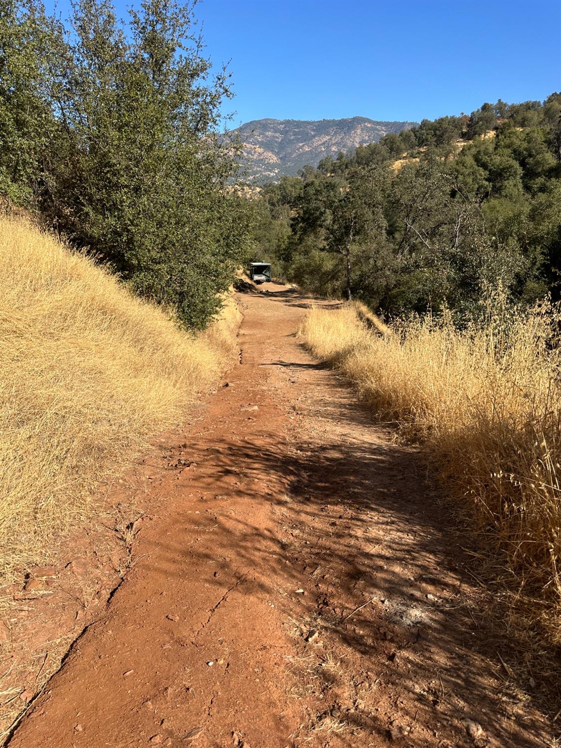 38284 Barberry Ln, Yokuts Valley, CA 93675