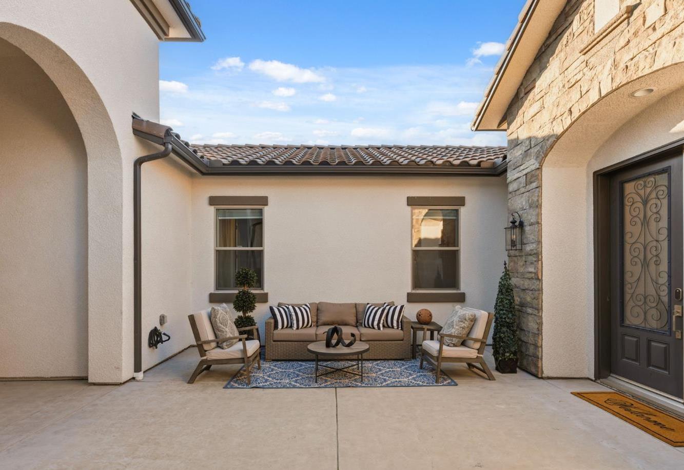 2687 Trenton Ave, Clovis, CA 93619