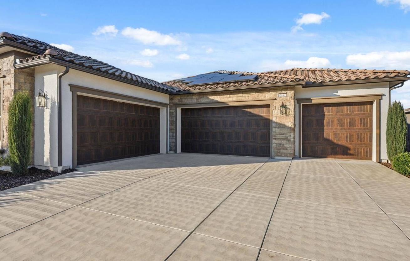 2687 Trenton Ave, Clovis, CA 93619