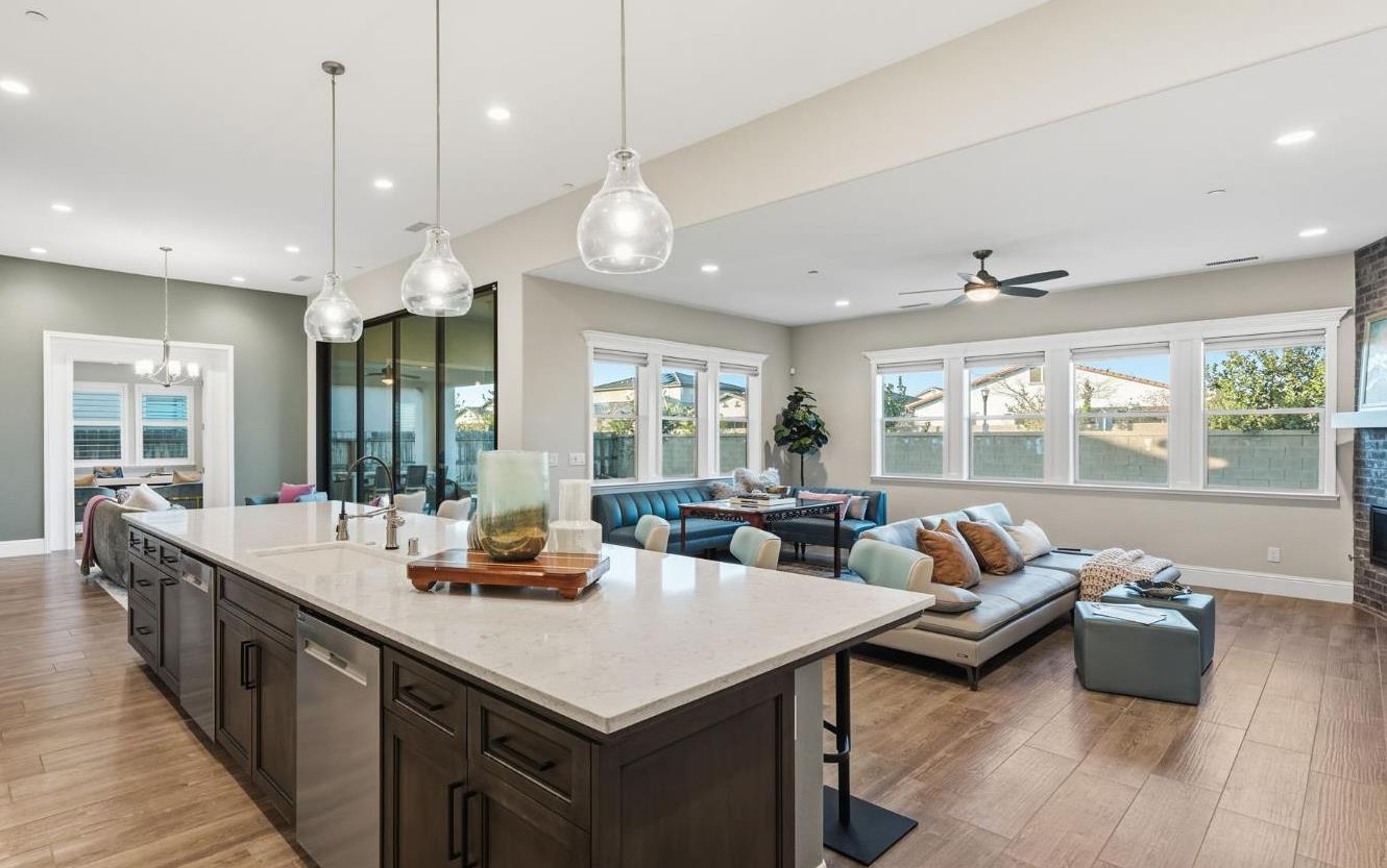 2687 Trenton Ave, Clovis, CA 93619