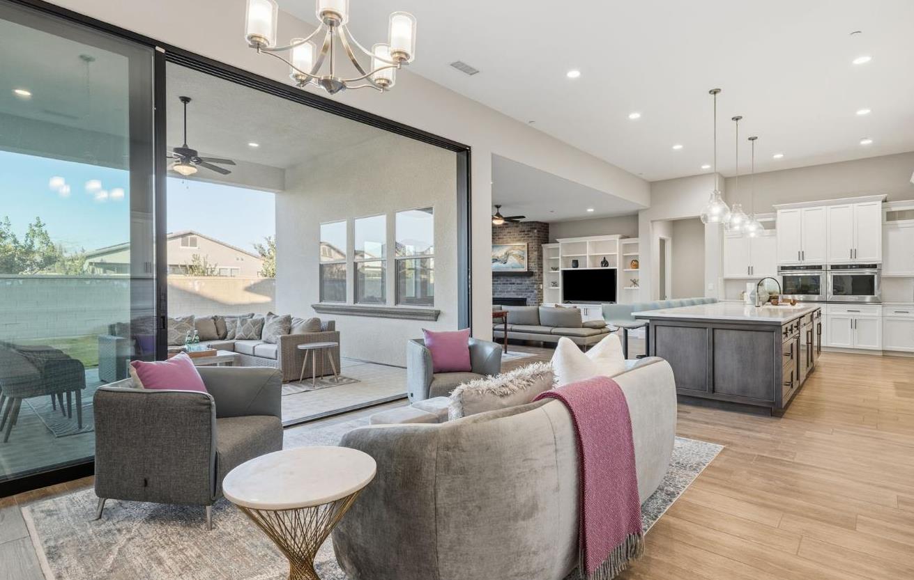 2687 Trenton Ave, Clovis, CA 93619