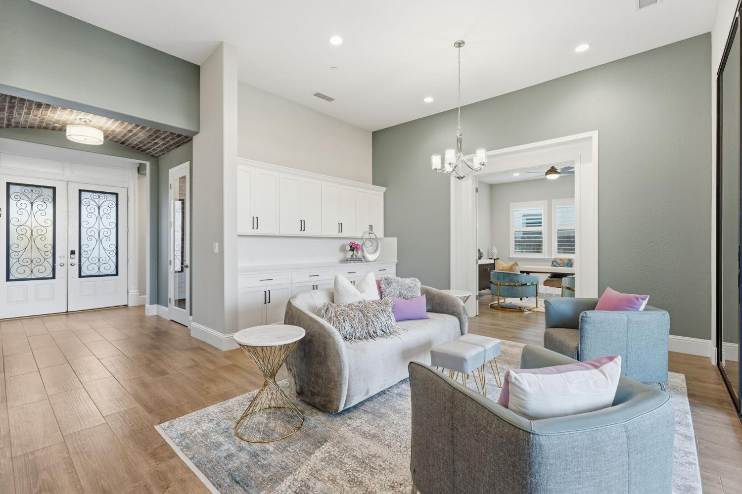 2687 Trenton Ave, Clovis, CA 93619