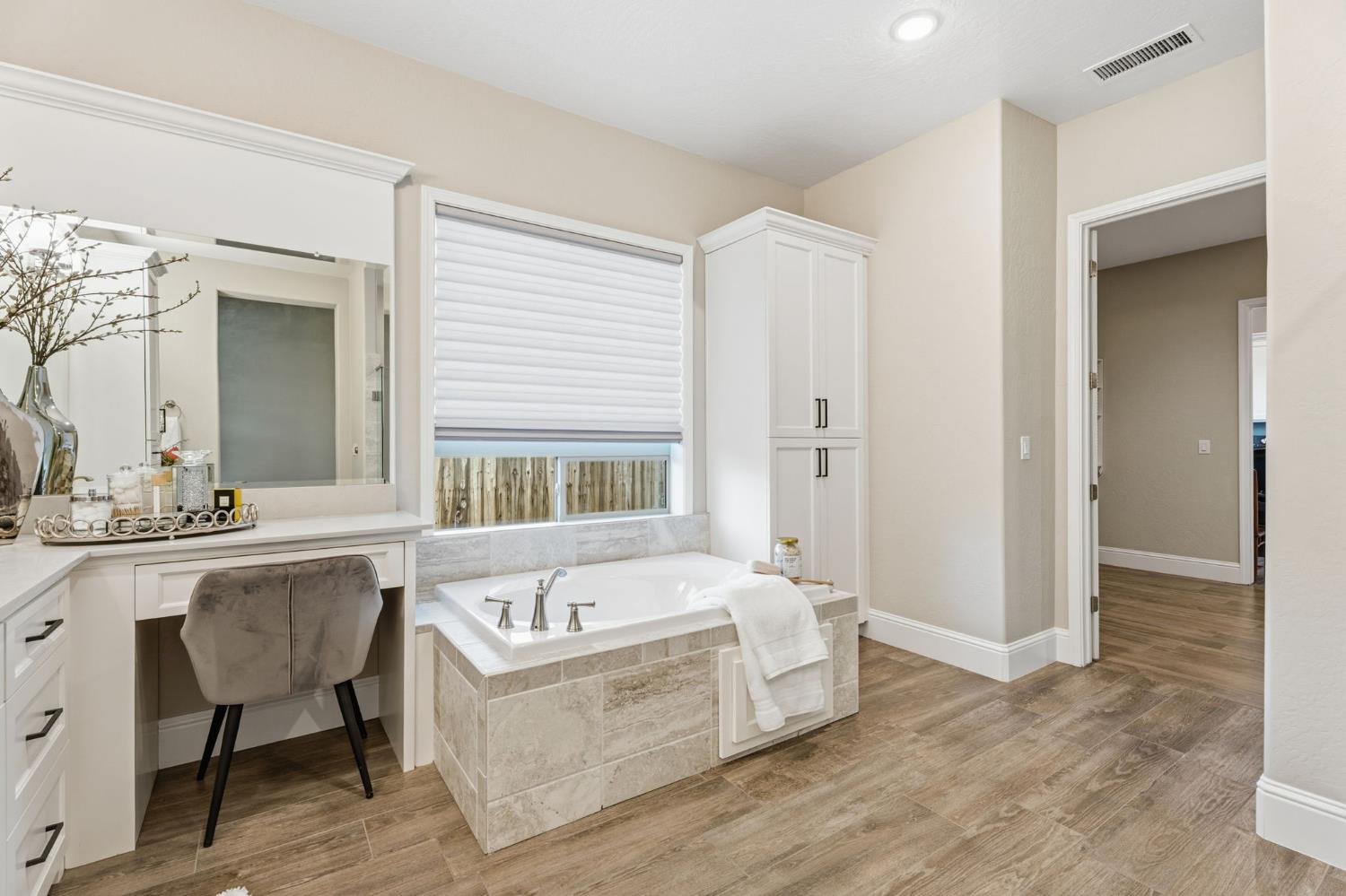 2687 Trenton Ave, Clovis, CA 93619