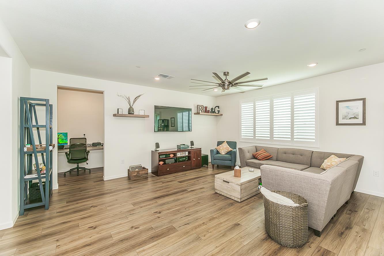 644 Rock Crest Ave, Madera, CA 93636