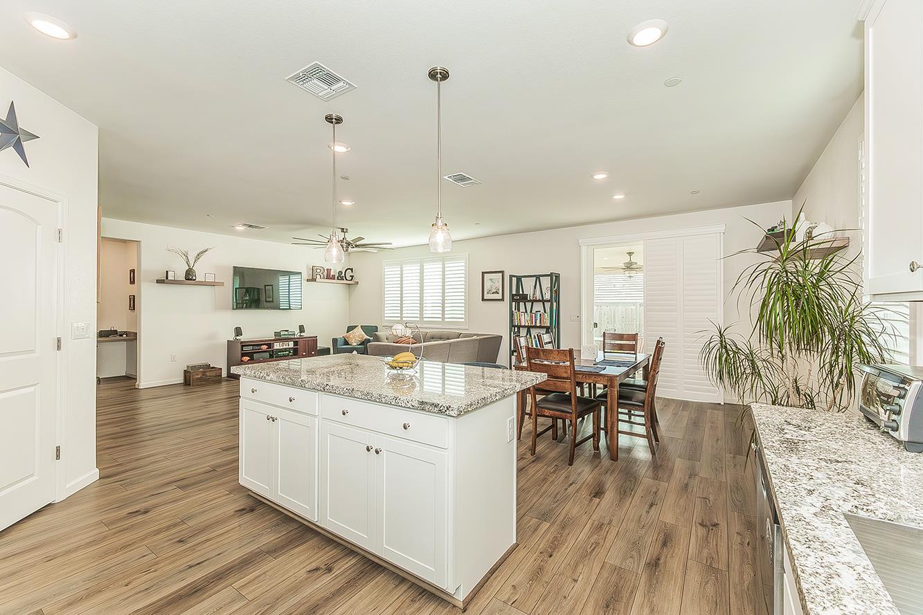 644 Rock Crest Ave, Madera, CA 93636