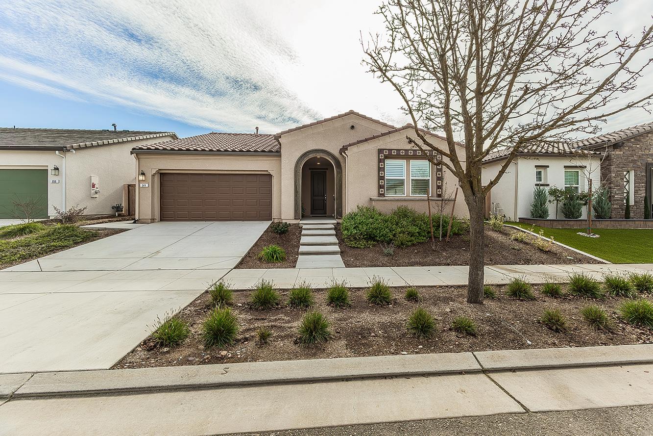 644 Rock Crest Ave, Madera, CA 93636