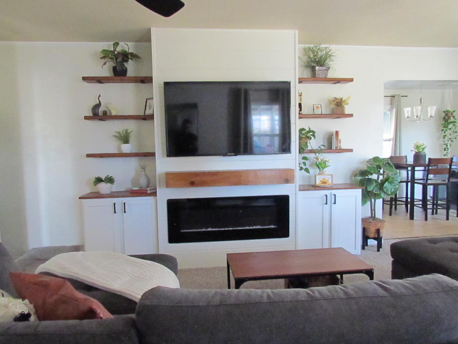 1923 E Terrace Ave, Fresno, CA 93703