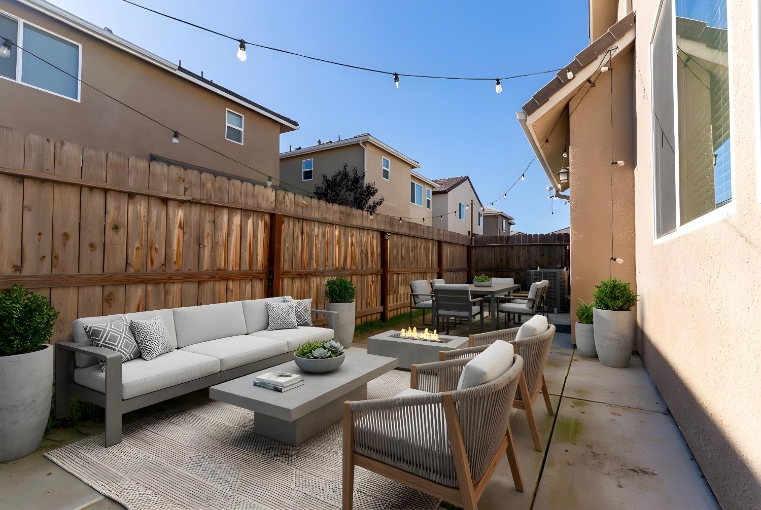 3742 Longford Way, Clovis, CA 93619