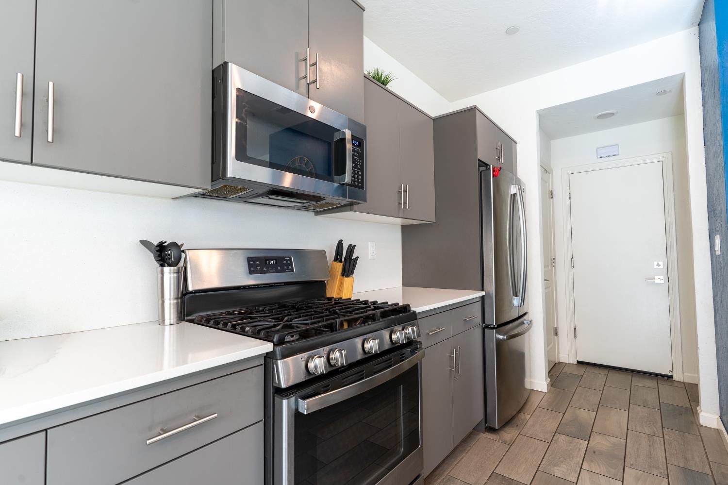 3742 Longford Way, Clovis, CA 93619