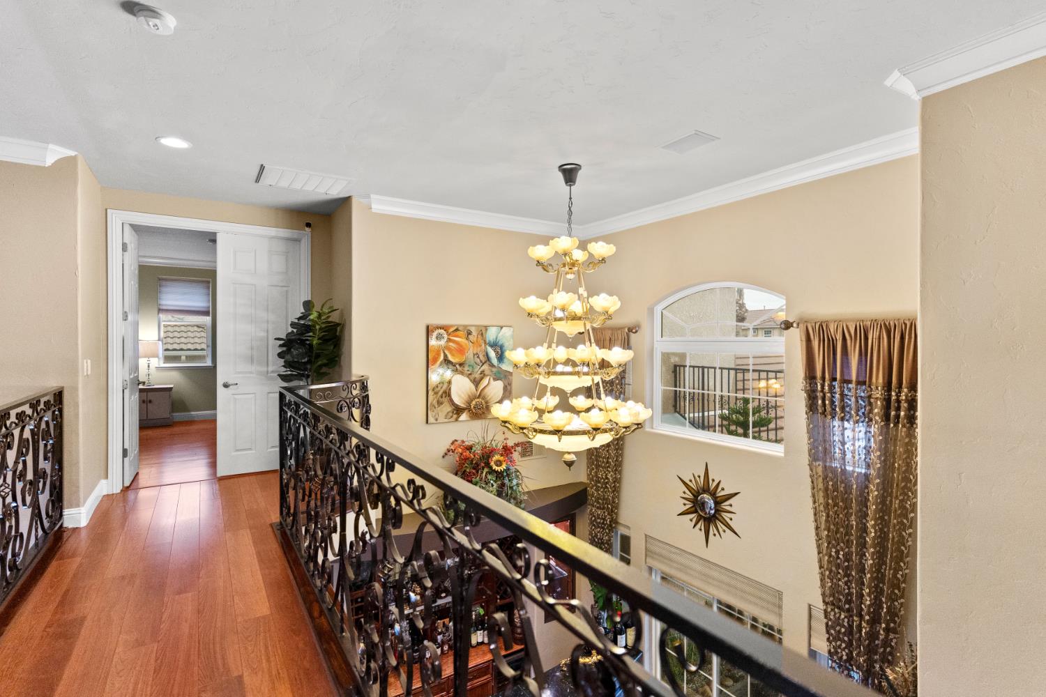 2878 E Omaha Ave, Fresno, CA 93720