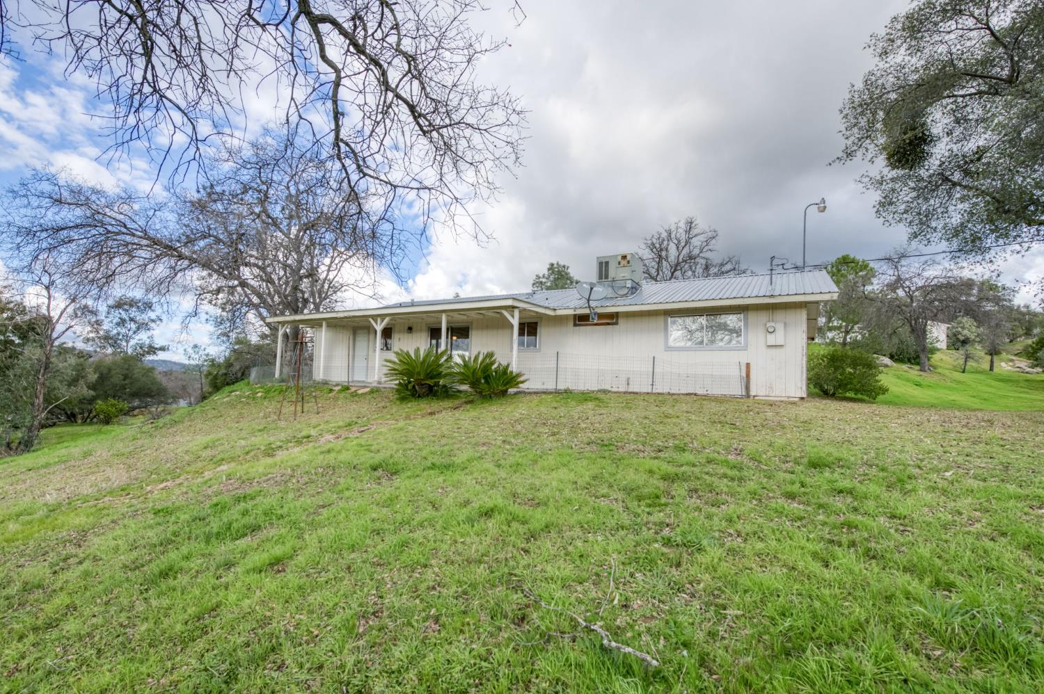 28776 Copper Creek Dr, Coarsegold, CA 93614