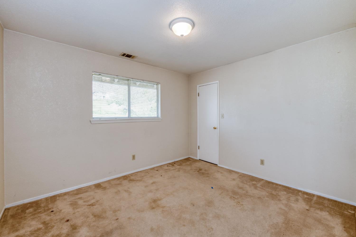 28776 Copper Creek Dr, Coarsegold, CA 93614