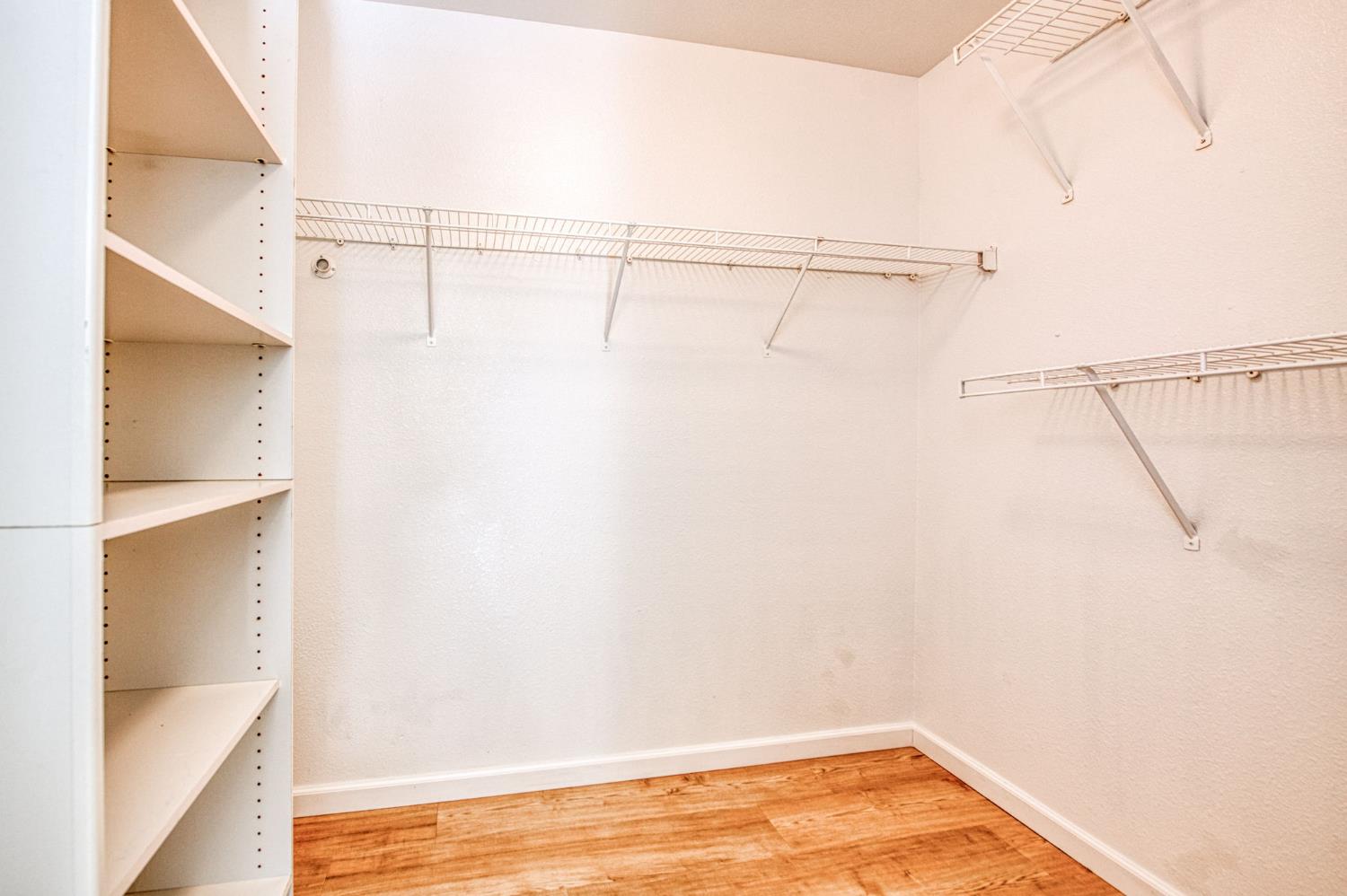 5397 W Robinson Ave, Fresno, CA 93722