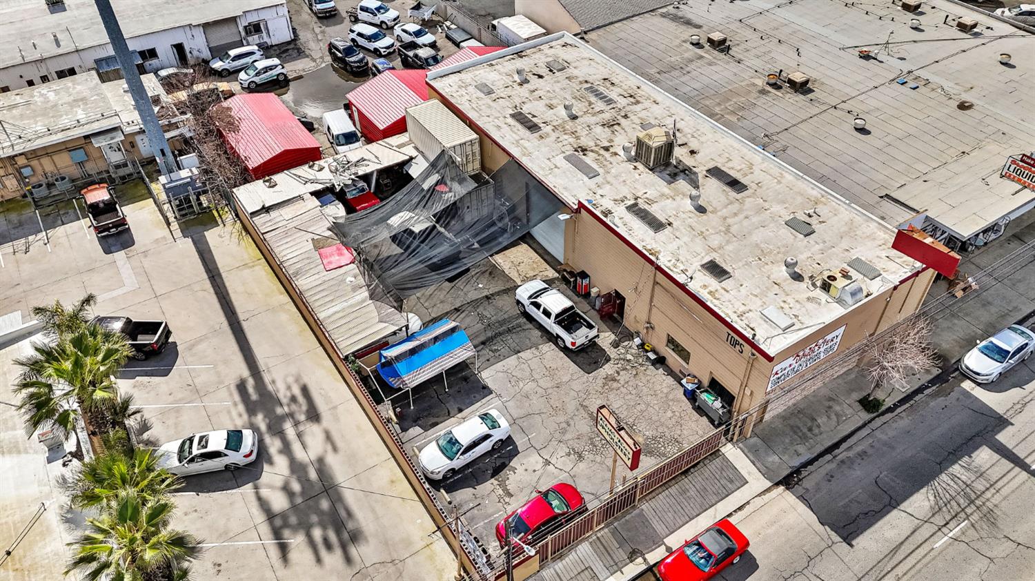 1824 E Mckinley Ave, Fresno, CA 93703